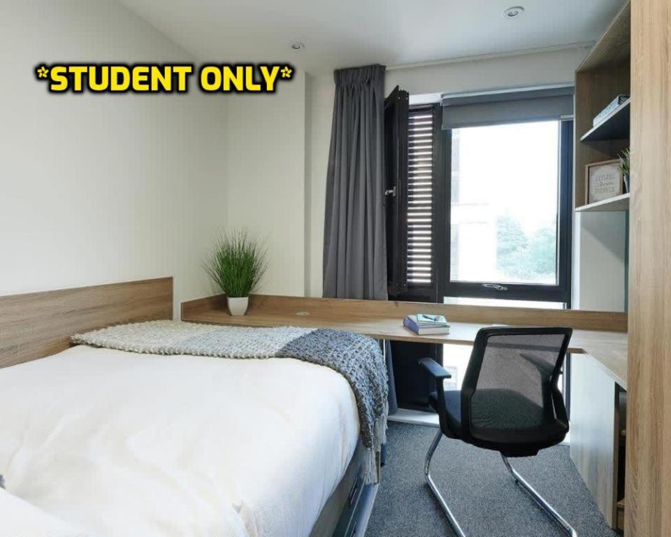 Student Only Zeni Ensuite Rooms, Southampton Саутгемптон Екстер'єр фото